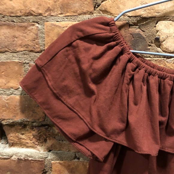 Uniqlo 2Way short sleeve ruffle off should… - Picture 4 of 6